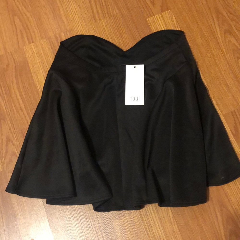 Top - Picture 2 of 2